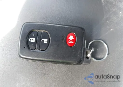 2011 Toyota Prius Four from USA, damaged, VIN JTDKN3DU7B0276199